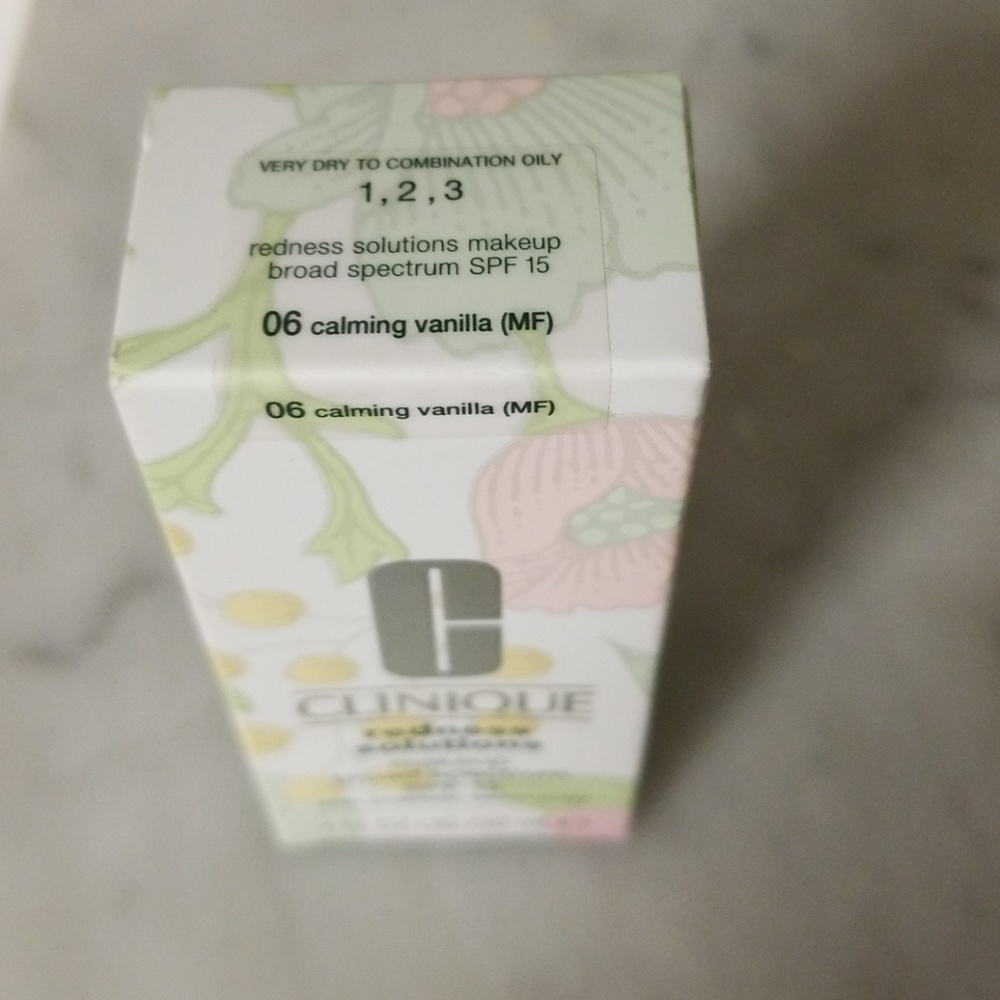 Clinique redness solution foundation